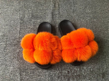 Load image into Gallery viewer, Hot selling fur ball slippers