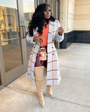 Load image into Gallery viewer, Fashion plaid back hollow trench coat(AY1462)