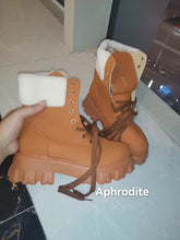 Load image into Gallery viewer, Fashion lace-up plush Martin boots(HPSD159)