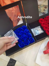 Load image into Gallery viewer, Christmas Valentine's Day 12 roses gift box (with necklace)AE4069