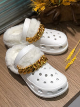 Load image into Gallery viewer, Fashion chain plush platform hole shoes(HPSD135)