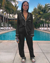 Load image into Gallery viewer, Imitation silk long-sleeved ice silk cardigan suit(AY1384)