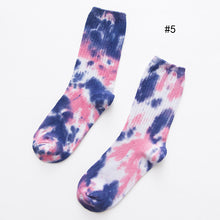 Load image into Gallery viewer, Personality thick thread tie-dye long tube cotton socks(AE4047