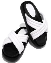 Load image into Gallery viewer, Platform muffin cross plus size slippers(HPSD195)