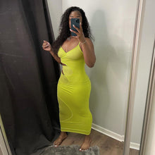 Load image into Gallery viewer, Sexy solid color suspender dress(AY1957)