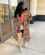 Load image into Gallery viewer, Fashion plaid back hollow trench coat(AY1462)