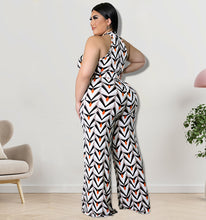 Load image into Gallery viewer, Plus size printed two piece set AY1892