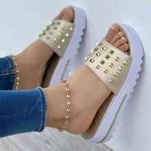 Load image into Gallery viewer, Fashion thick bottom round head rivet women's slippers HPSD214