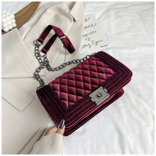 Load image into Gallery viewer, Velvet rhombus chain crossbody bag(AB2044)