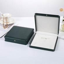 Load image into Gallery viewer, PU crown buckle flip jewelry box (AE4079)