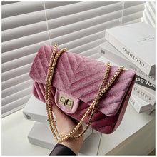 Load image into Gallery viewer, Gold velvet chain shoulder bag(AB2046)