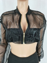 Load image into Gallery viewer, Organza top and solid color shorts two-piece set AY2735
