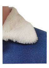 Load image into Gallery viewer, Fashion plush denim skirt two-piece suit（AY1474）
